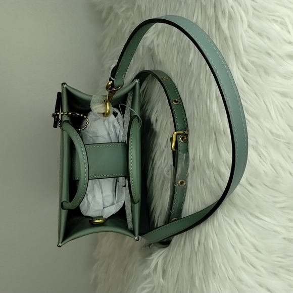 💥Host Pick💥 NEW Coach Mini Cashin Tote Bag - Picture 6 of 11